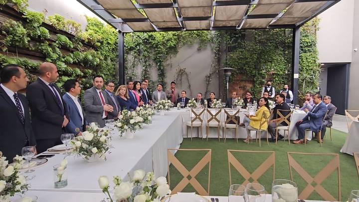 FGE se reúne con abogados 1